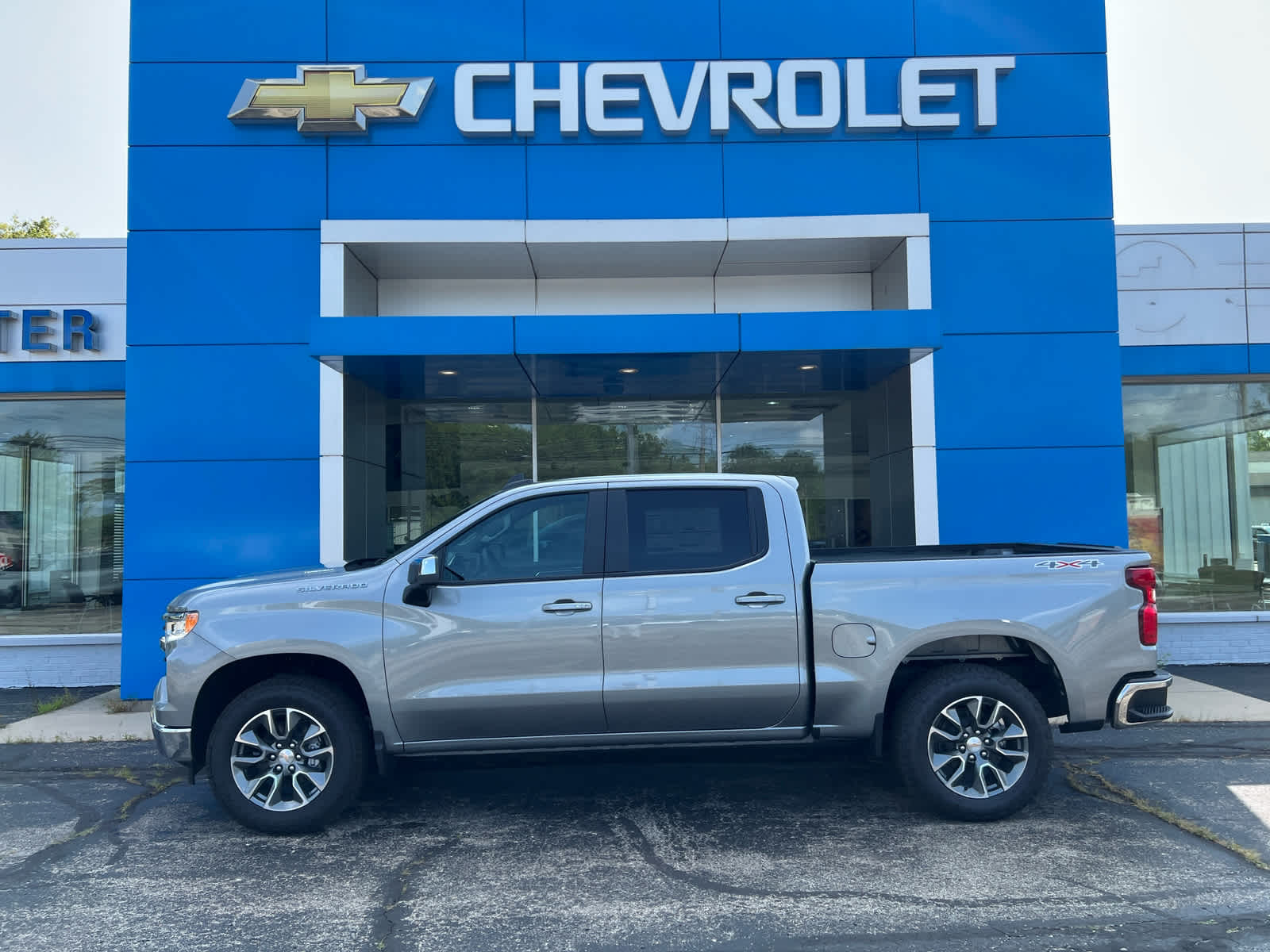 2026 Chevrolet Silverado 1500 LT (2FL)