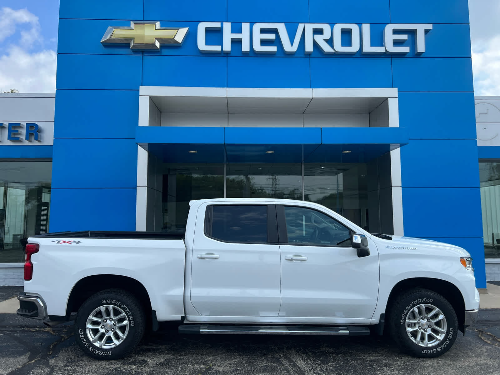 2024 Chevrolet Silverado 1500 LT