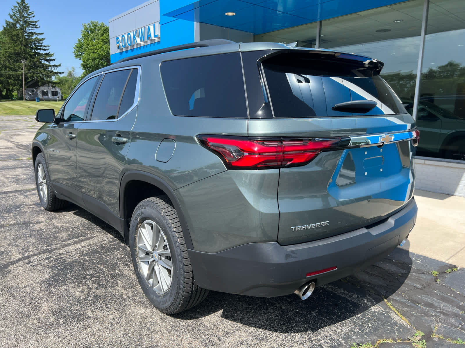 2023 Chevrolet Traverse LT Cloth
