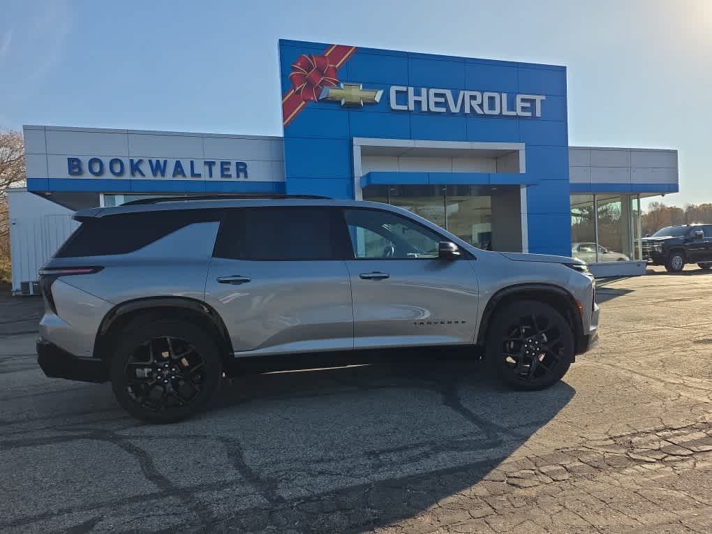 2025 Chevrolet Traverse RS