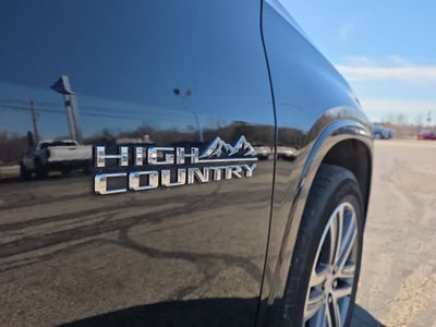 2023 Chevrolet Traverse High Country
