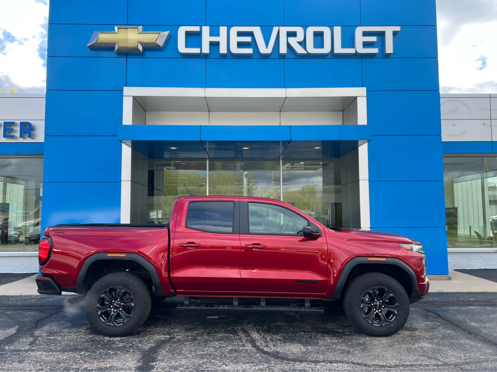 2025 GMC Canyon Elevation