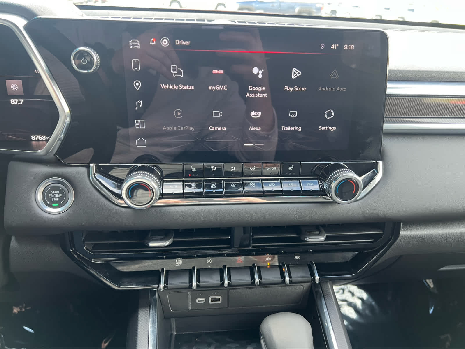 2025 GMC Canyon Elevation