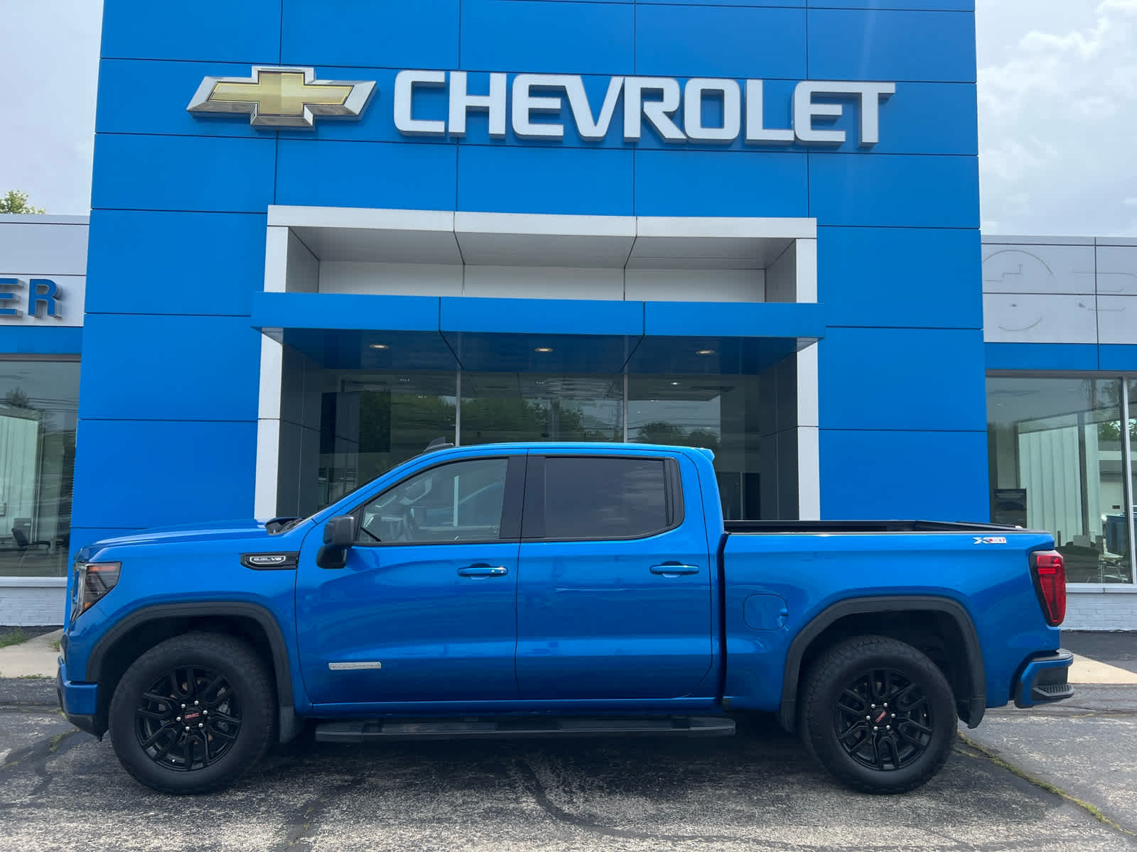 2024 GMC Sierra 1500 Elevation