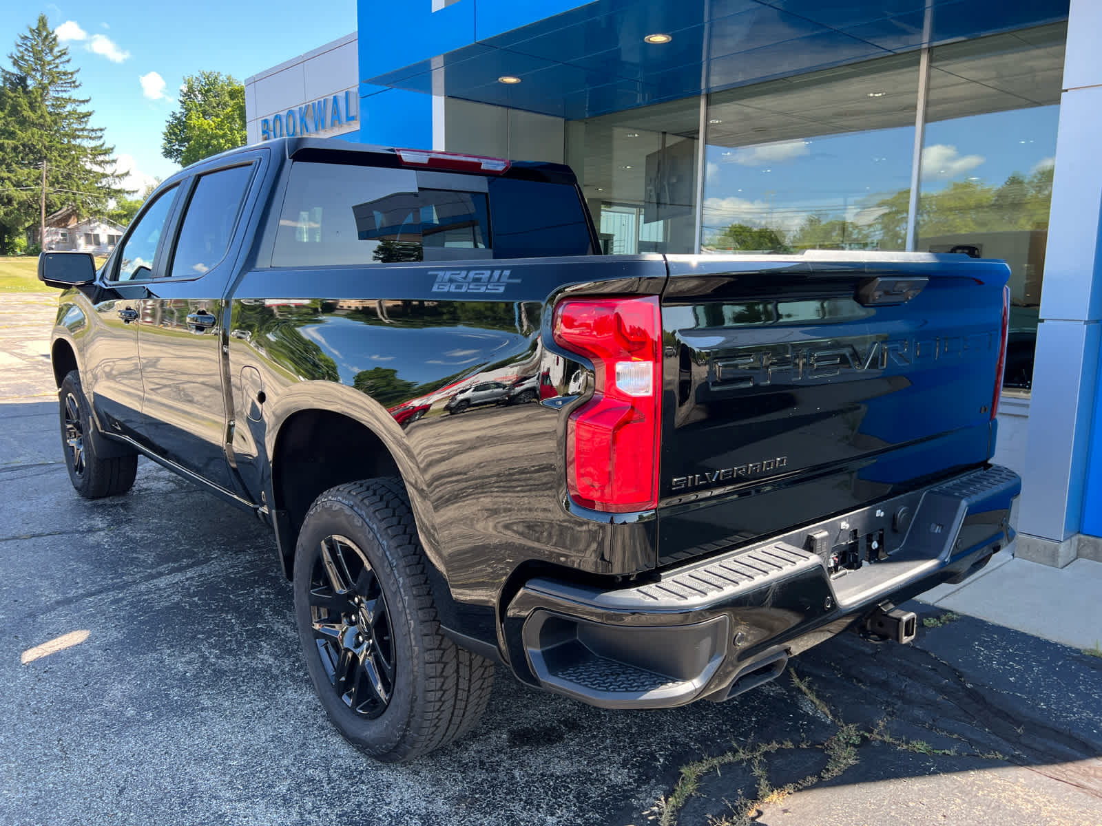 2026 Chevrolet Silverado 1500 LT Trail Boss - Photo 9