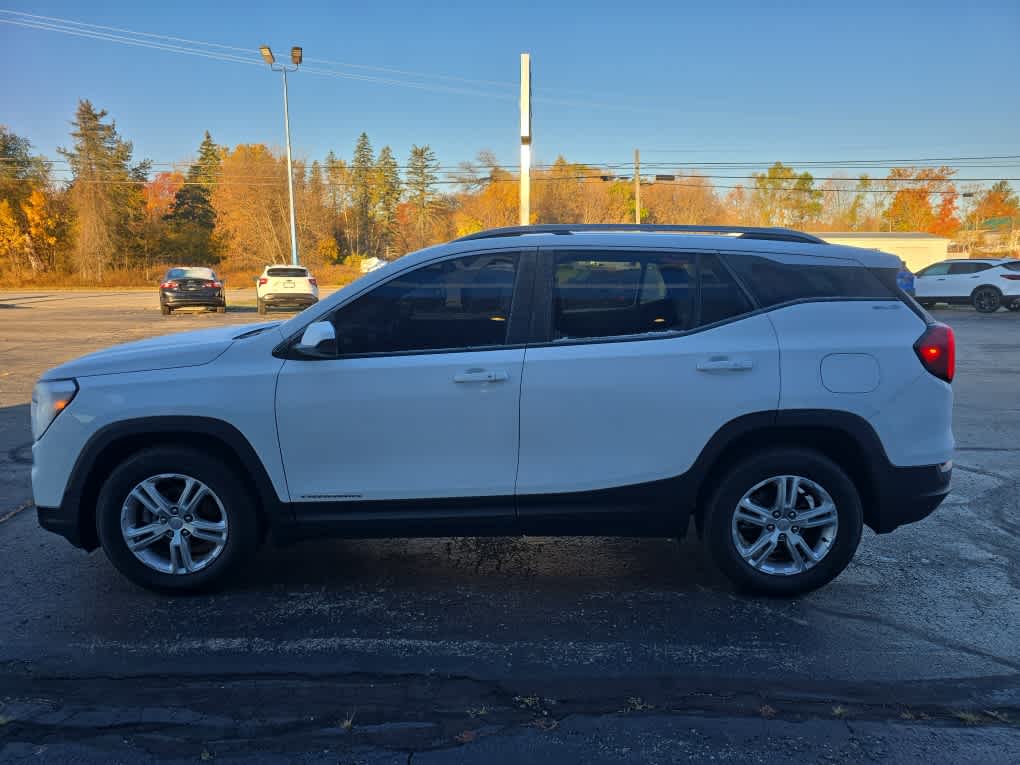 2022 GMC Terrain SLE