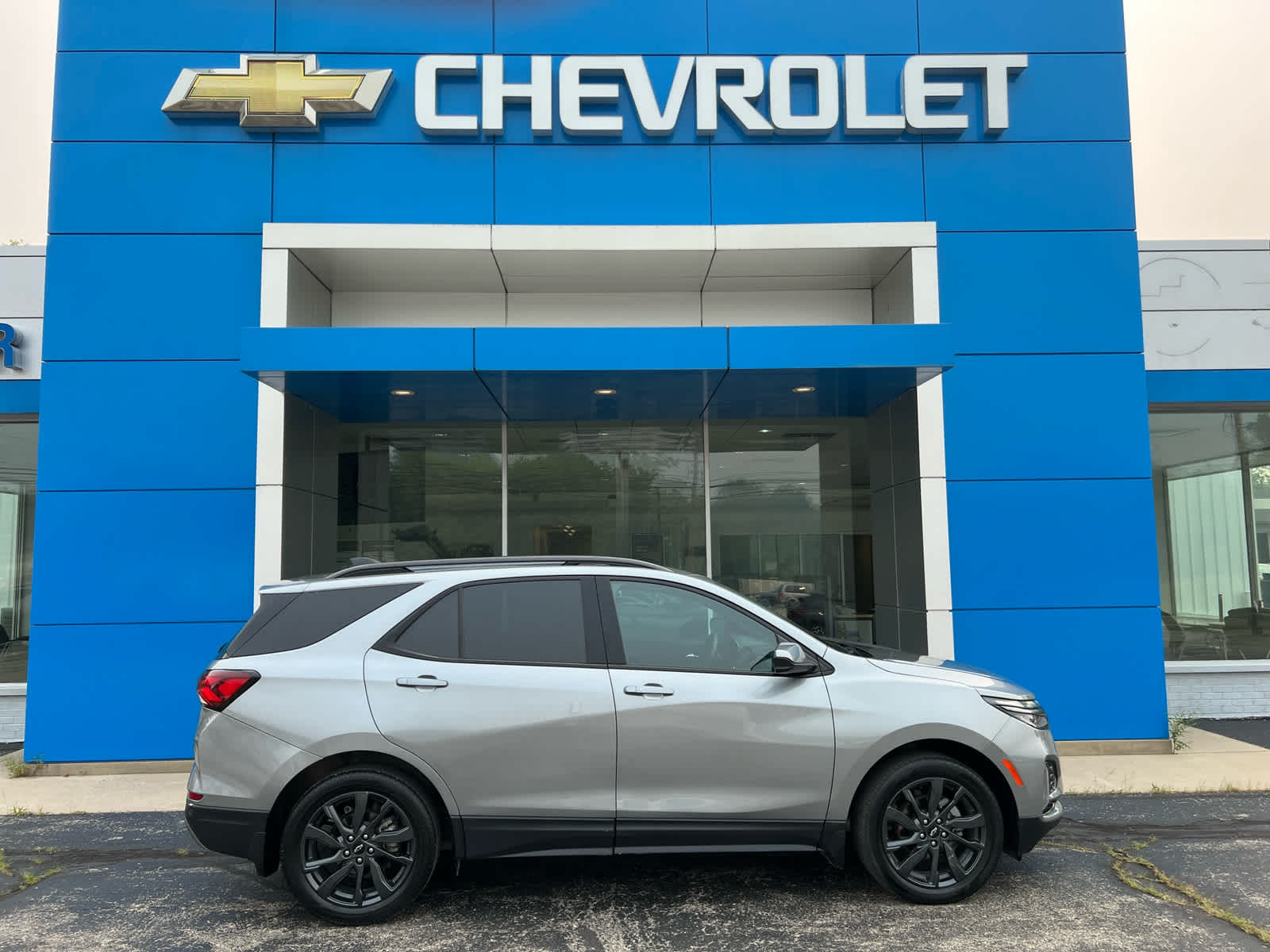 2023 Chevrolet Equinox RS