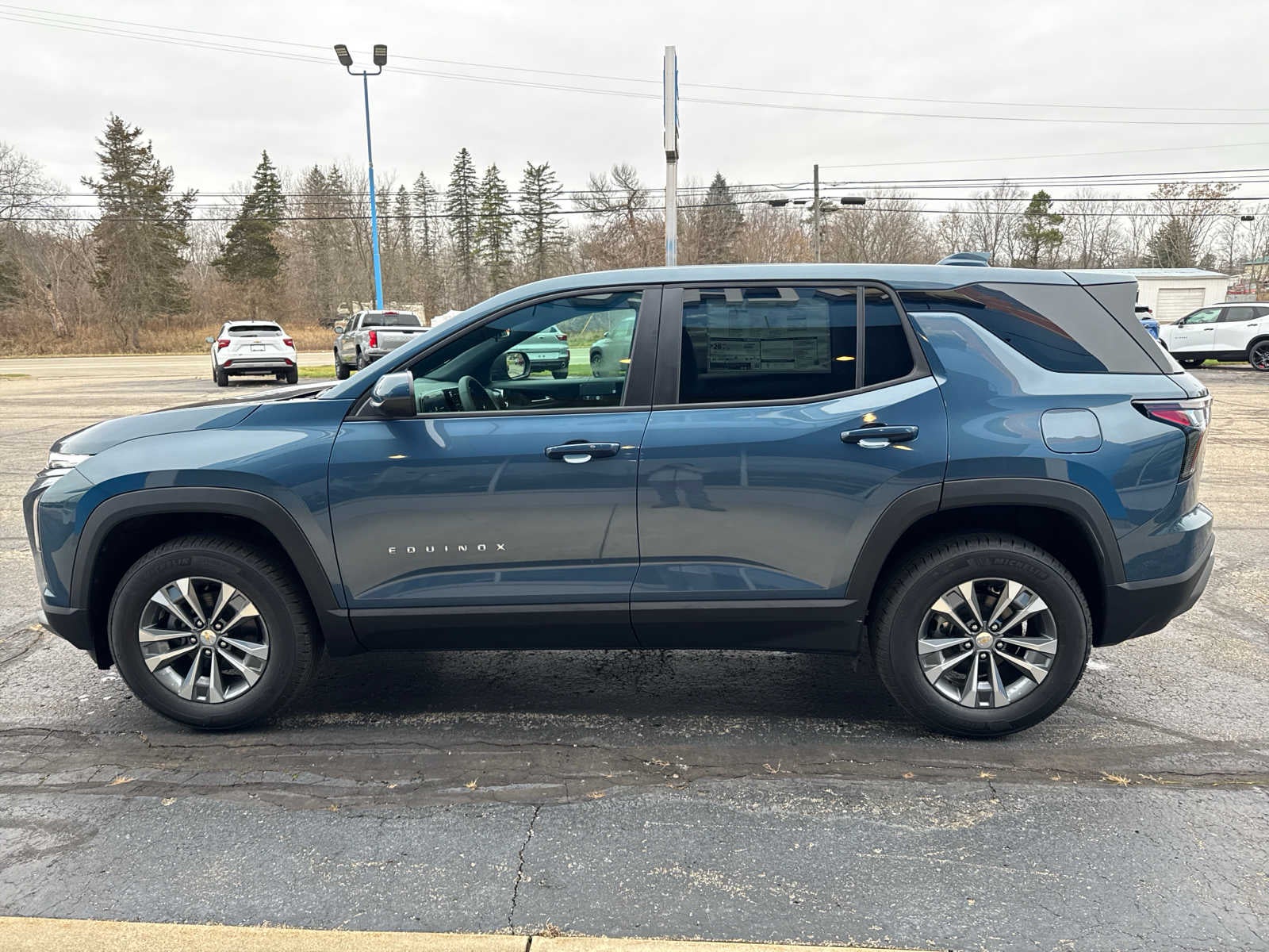 2025 Chevrolet Equinox LT