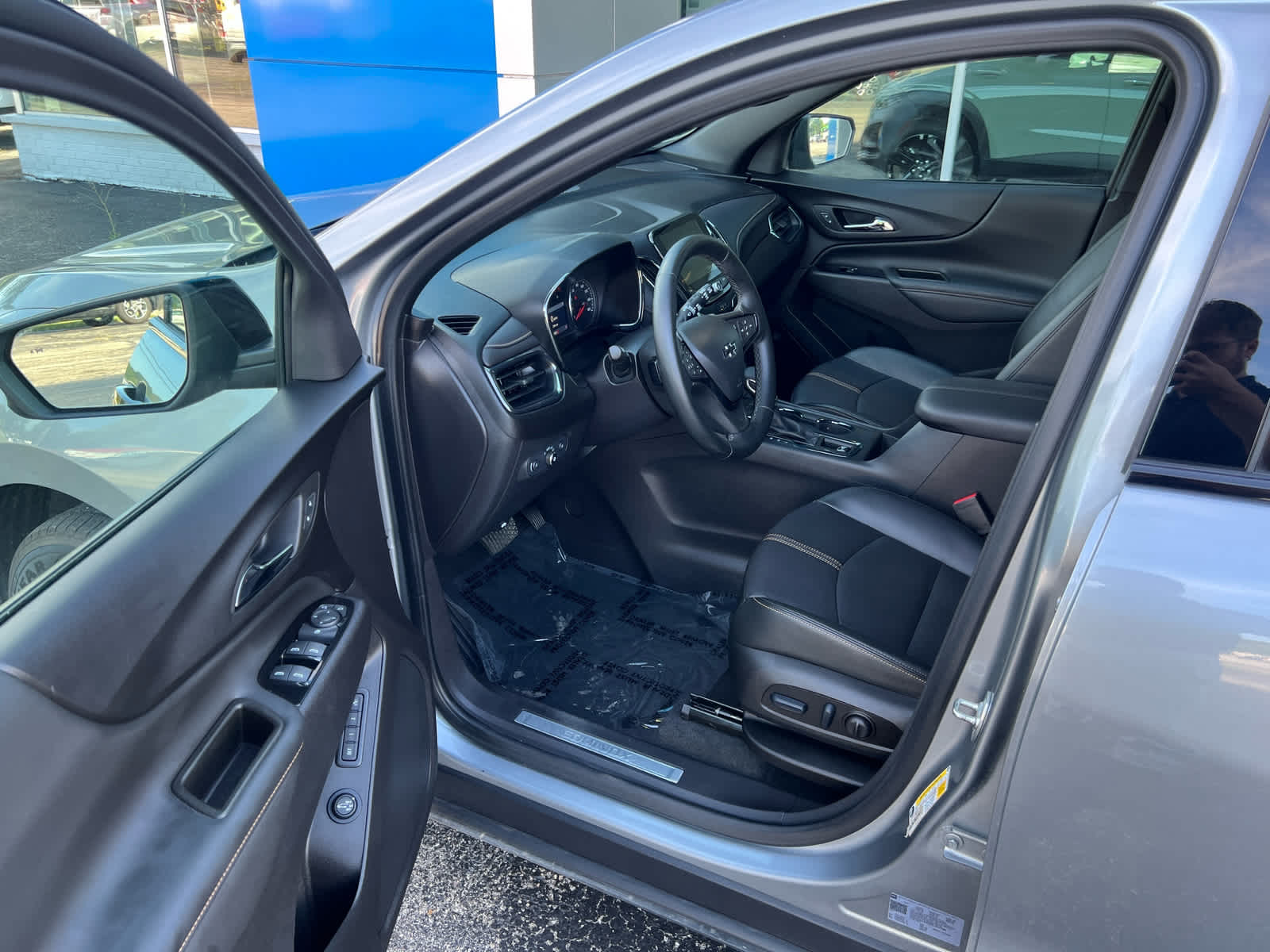 2024 Chevrolet Equinox Premier
