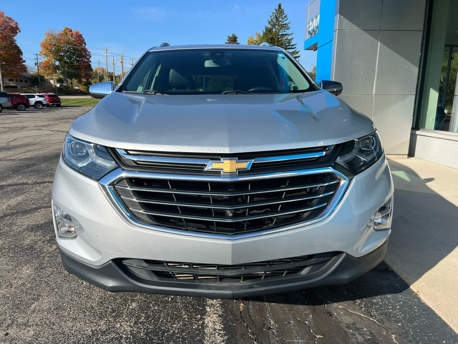 Used 2019 Chevrolet Equinox Premier with VIN 3GNAXXEV6KS552229 for sale in Stanton, MI