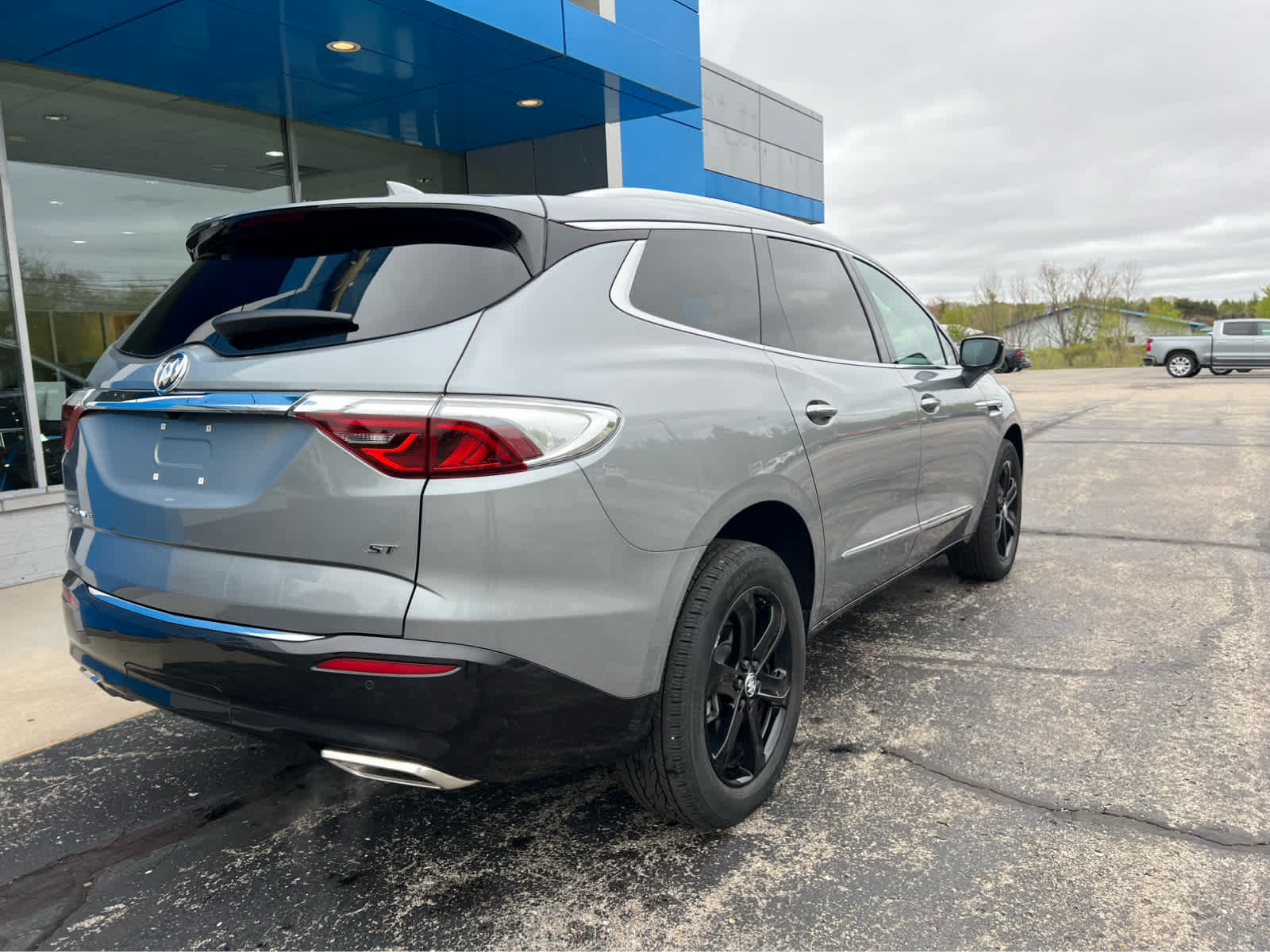 2024 Buick Enclave Essence