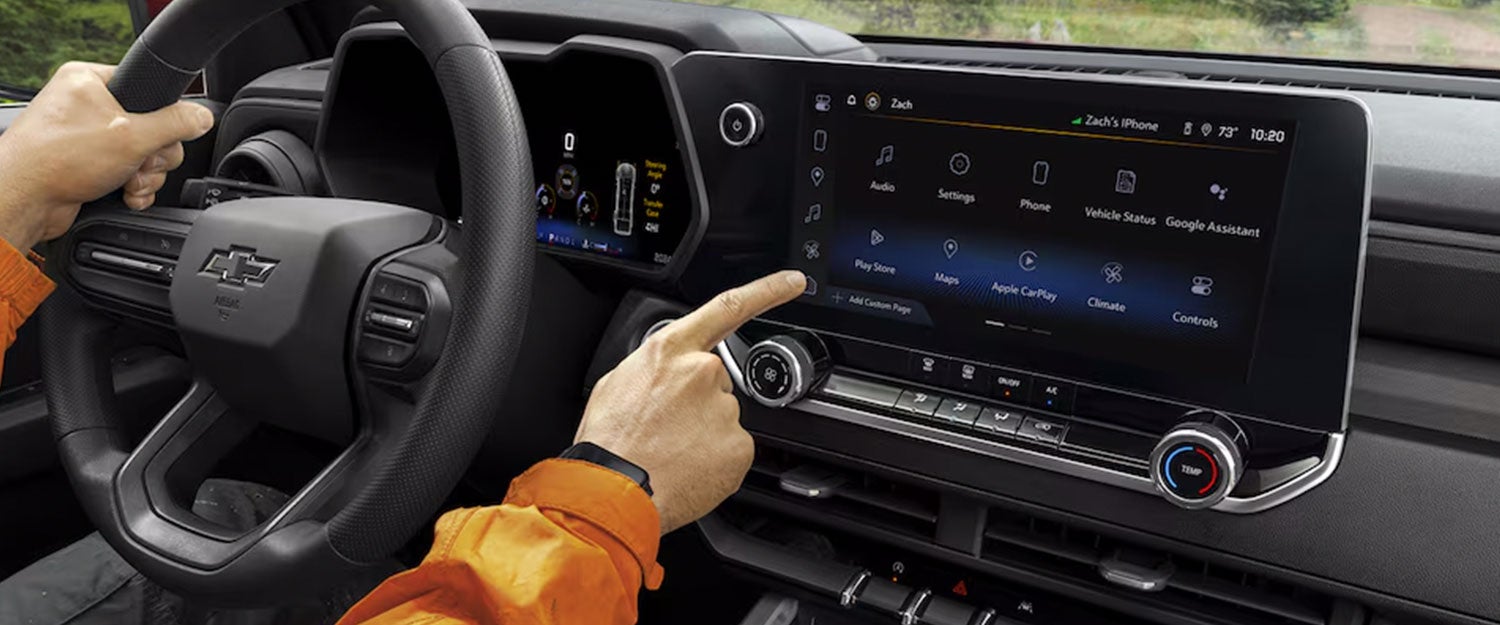 2024 Chevy Colorado Interior