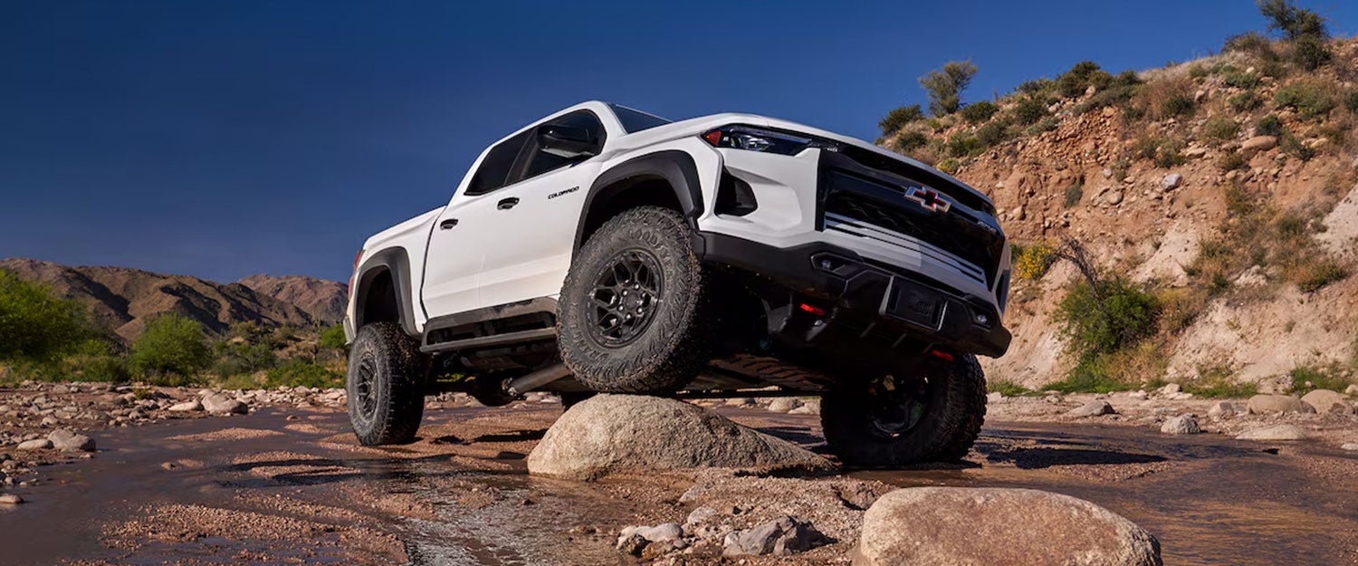 2024 Chevy Colorado Interior